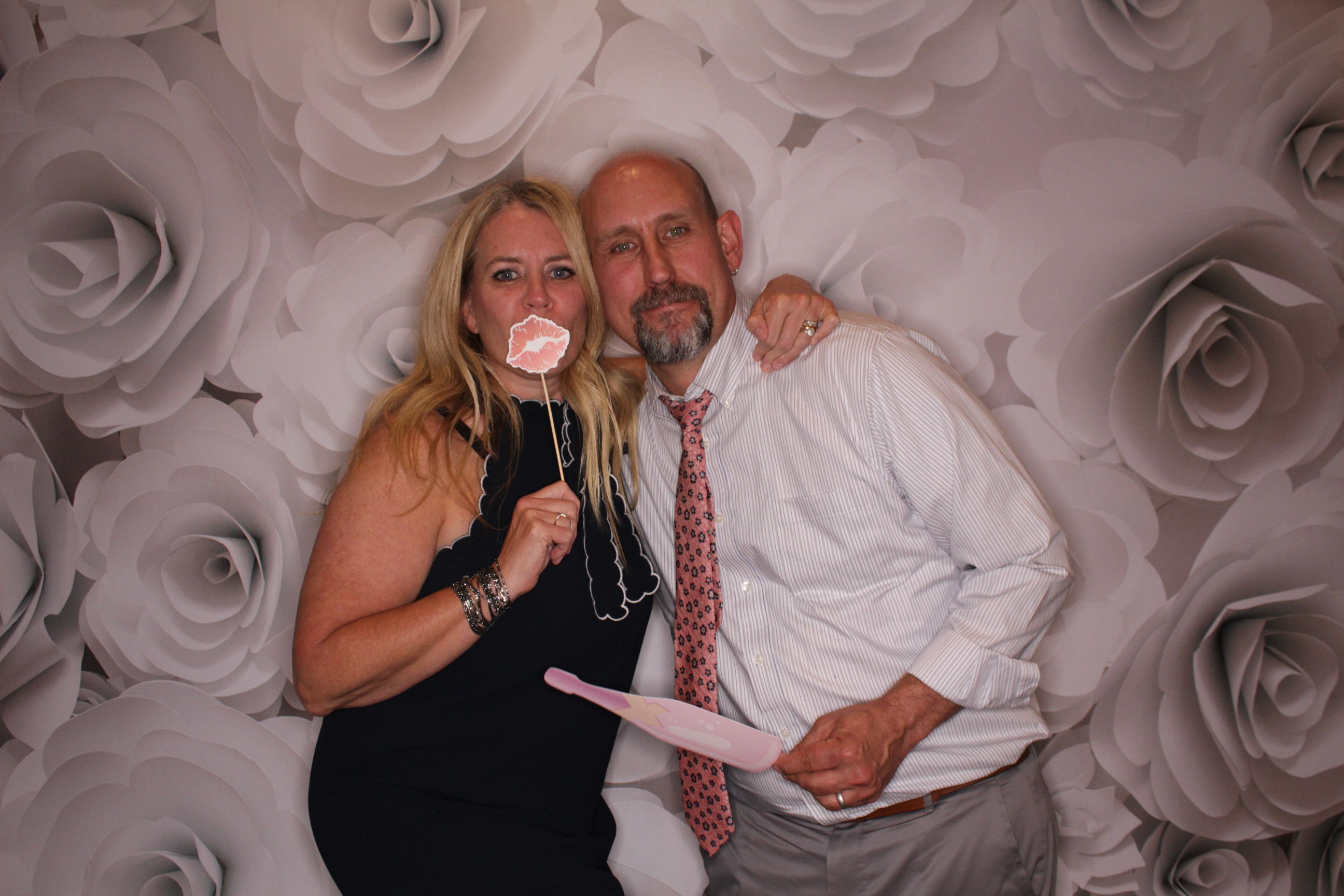 Danni and Brock’s Wedding | View more photos from the event at gallery.photoboothbillings.com/u/PhotoBoothBillings/Danni-and-Brock’s-Wedding